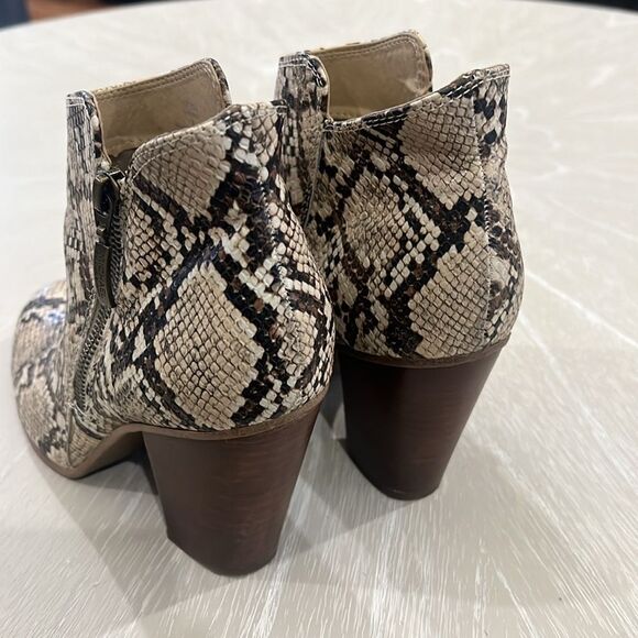 MICHAEL BY MICHAEL SHANNON CARDI BOOT 8 - Picture 4 of 6